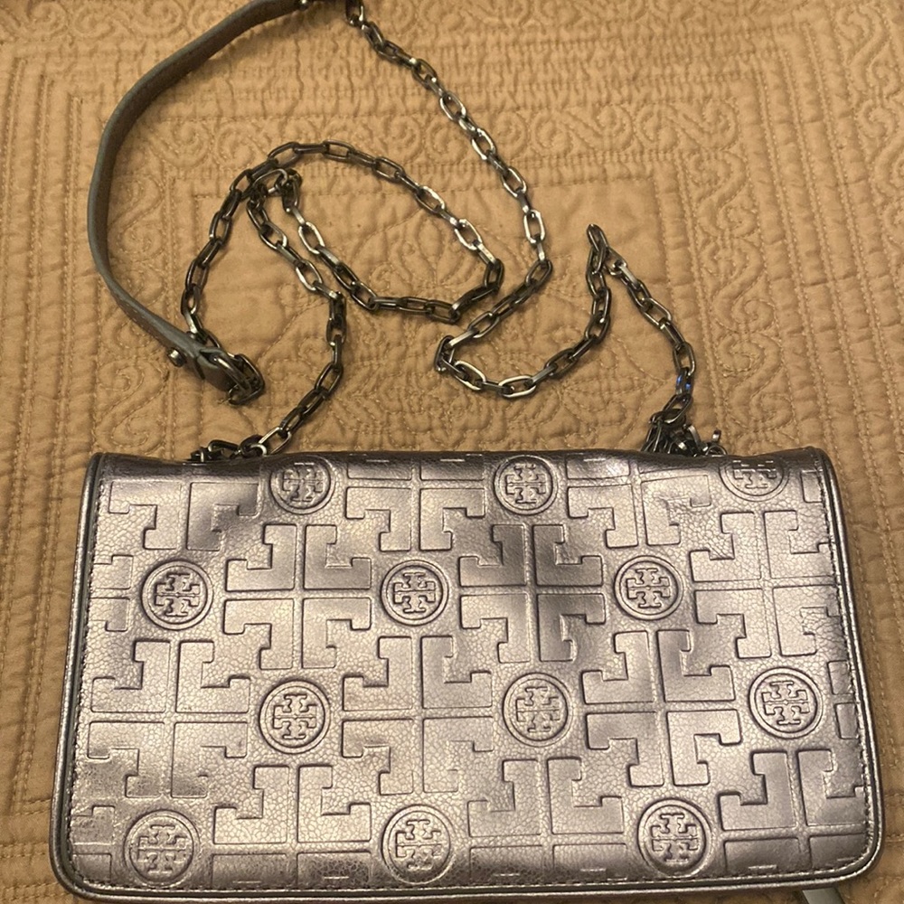 Tory Burch Crossbody Wallet on a Chain